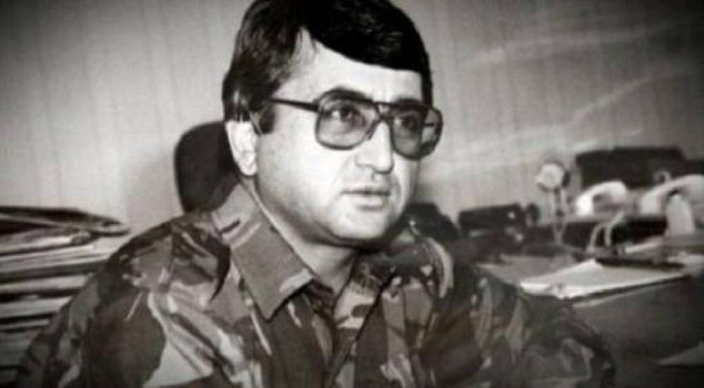 1992թ-ի մարտի 26-ին Սերժ Սարգսյանի գլխավորությամբ ստեղծվեց Արցախի ինքնապաշտպանական ուժերի կոմիտեն