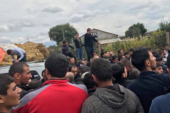 Վրաց ոստիկանները ծեծի են ենթարկում Ջավախքի Գումբուրդո քաղաքի հայ բնակիչներին (տեսանյութ)