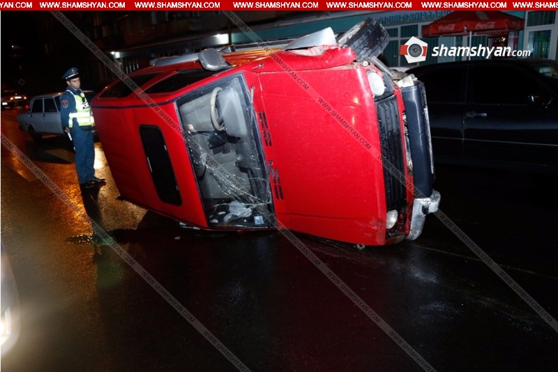 Վանաձորւմ 51-ամյա վարորդը Mitsubishi-ով բախվել է Opel-ին և կողաշրջվել, Opel-ն էլ առաջ ընթանալով՝ բախվել է Renault Logan-ին