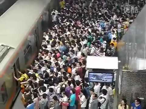 Ահա,թե ինչ է կատարվում Չինաստանի մետրոյում «պիկ ժամ»-ին.տեսանյութ