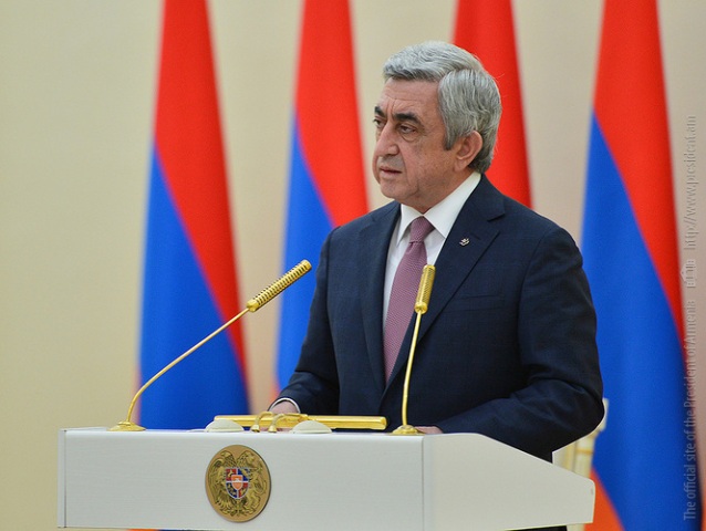 Սերժ Սարգսյանը շնորհավորել է Լևոն Թոքմաջյանին