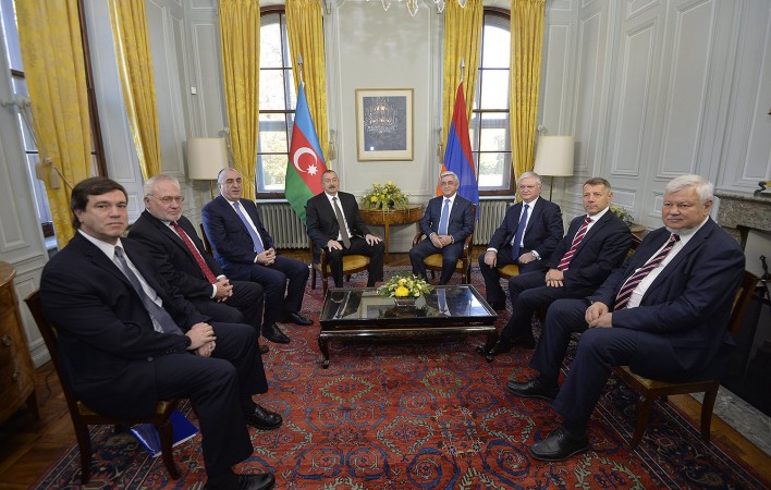 Հայաստանի և Ադրբեջանի նախագահների հանդիպուﬓ անցել է կառուցողական մթնոլորտում. Մինսկի խմբի համանախագահների և ԱԳ նախարարների հայտարարությունը