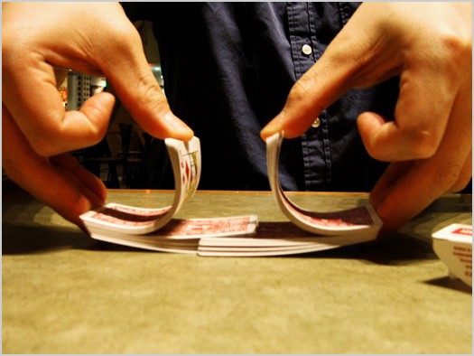 Կալանավայրերում թղթախաղի ավանդույթները
