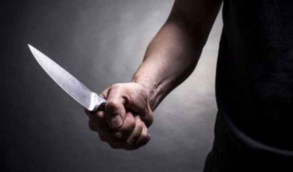 ՌԴ քաղաքացին դանակով սպառնացել է Կոտայքի մարզի Մայակովսկի համայնքապետարանում