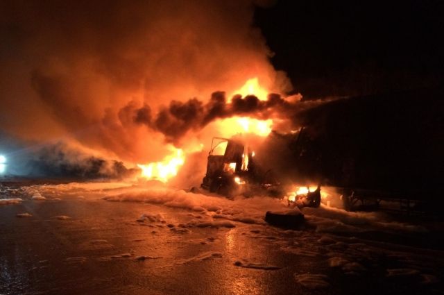 Չիլիում հնդկացիներից կազմավորված խմբավորման անդամները 18 բեռնատար մեքենա են այրել