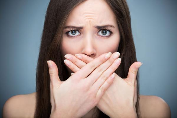 10 միջոց բերանի տհաճ հոտը հաղթահարելու համար