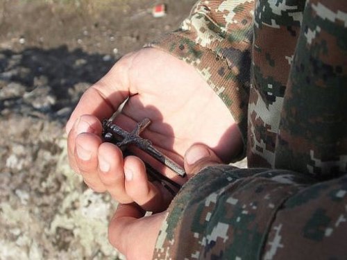 Հայաստանի ՊՆ-ն հերքել է հայ զինծառայող գերեվարելու մասին Ադրբեջանի ՊՆ-ի հայտարարությունը