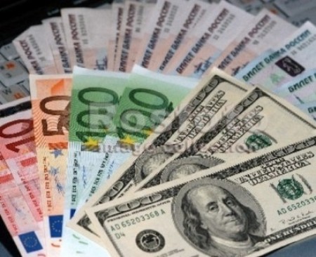 Դոլարի, ռուբլու և եվրոյի փոխարժեքը՝ հայաստանյան բանկերում
