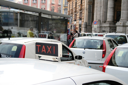 Իտալիայում տաքսու վարորդները համազգային գործադուլ են հայտարարել