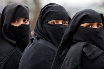 Իրաքի իշխանություններն արգելել են Մոսուլի կանանց նիկաբ կրել