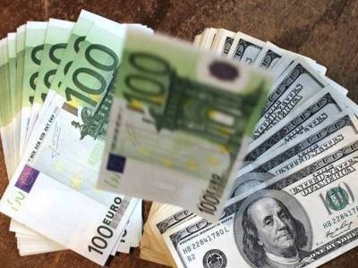 Դոլարի եւ եվրոյի փոխարժեքները նվազել են