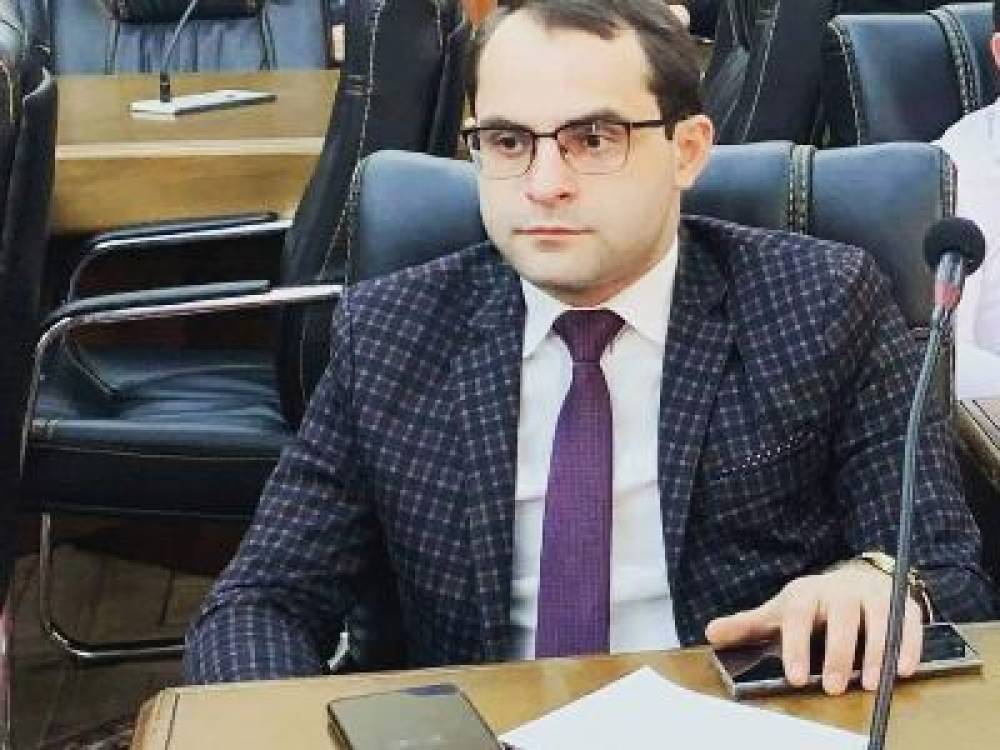 Արեն Պետունցը նշանակվել է «Լուսավոր Հայաստան» կուսակցության մամուլի խոսնակ