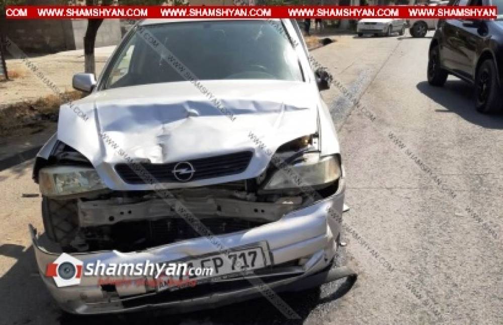 Ավտովթար Արարատի մարզում. 26-ամյա վարորդը Opel-ով բախվել է ВАЗ 21213-ին, այնուհետև կայանված Opel-ին. կա վիրավոր
