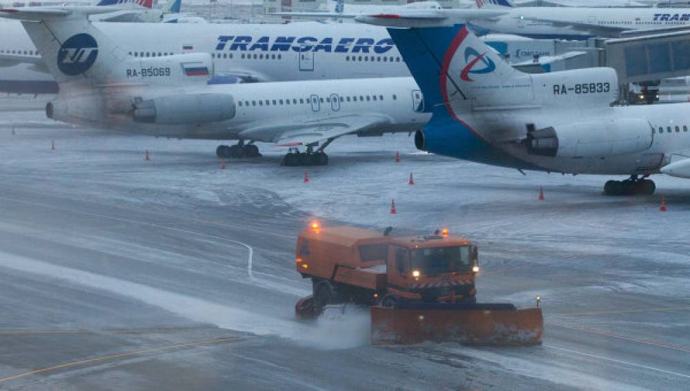 Մոսկվայի օդանավակայաններում ձյան տեղումների պատճառով չեղարկվել կամ հետաձգվել է 25 չվերթ
