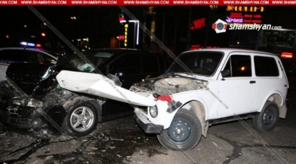 Խոշոր վթար Երեւանում. բախվել են «Նիվա»-ն ու Nissan Tiida-ն. կան վիրավորներ