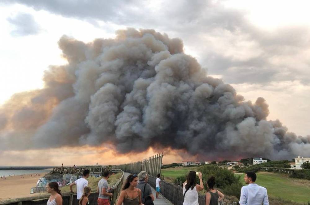 Ֆրանսիայում մեկ գիշերվա ընթացքում 165 հեկտար անտառ է այրվել (լուսանկարներ, տեսանյութ)