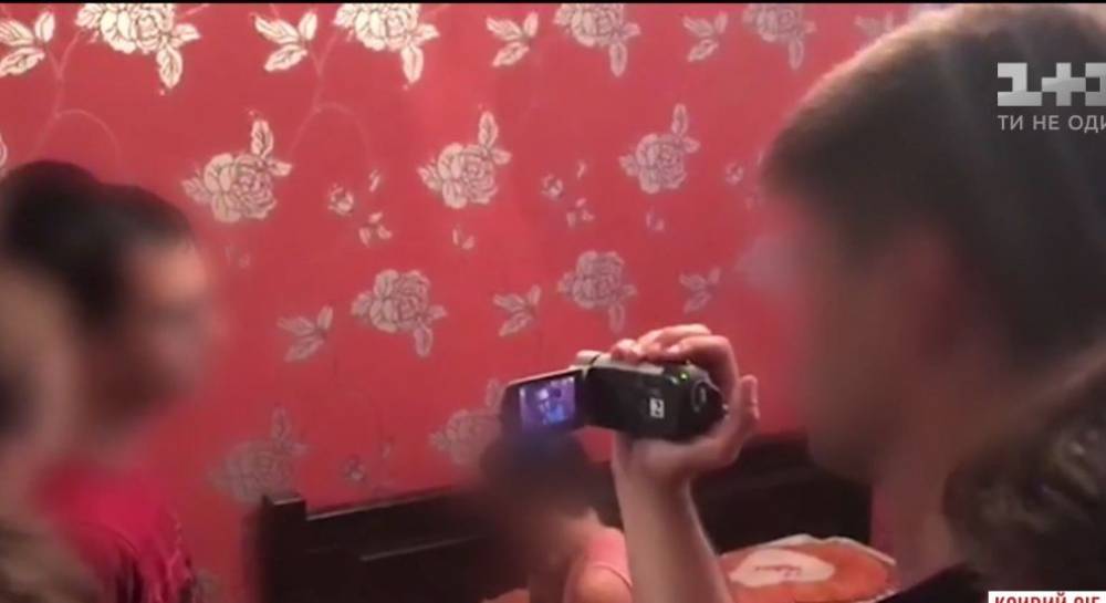 Ուկրաինայում 4-ամյա դստեր մասնակցությամբ պորնոֆիլմ նկարահանած ծնողները ադրբեջանցիներ են (տեսանյութ)