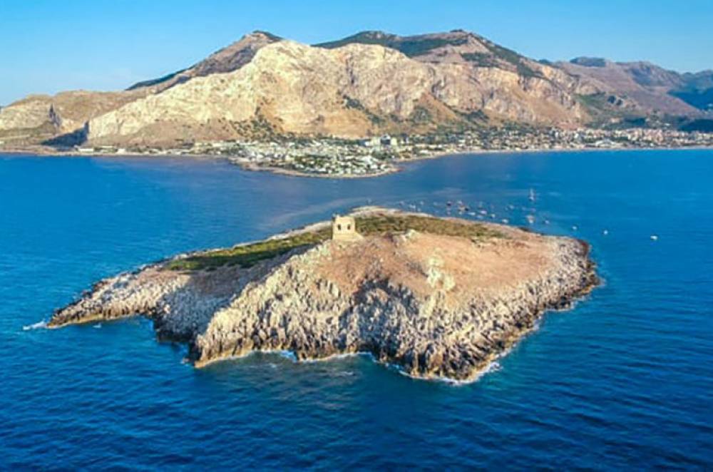 Իտալիայում ամբողջական կղզի է վաճառքի հանվել 1.1 մլն դոլարով