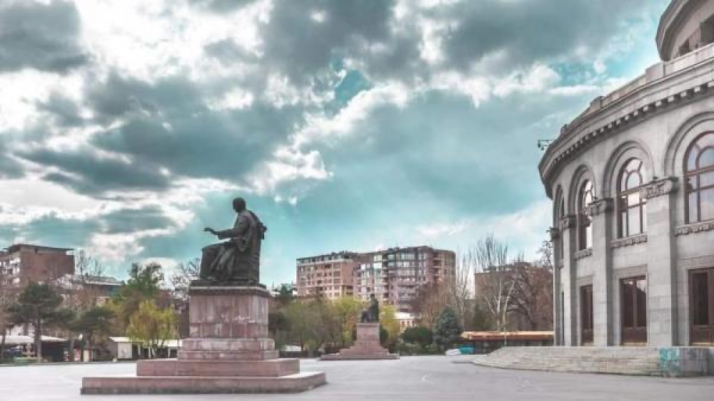 Երևանը արտակարգ դրության օրերին.լուսանկարներ