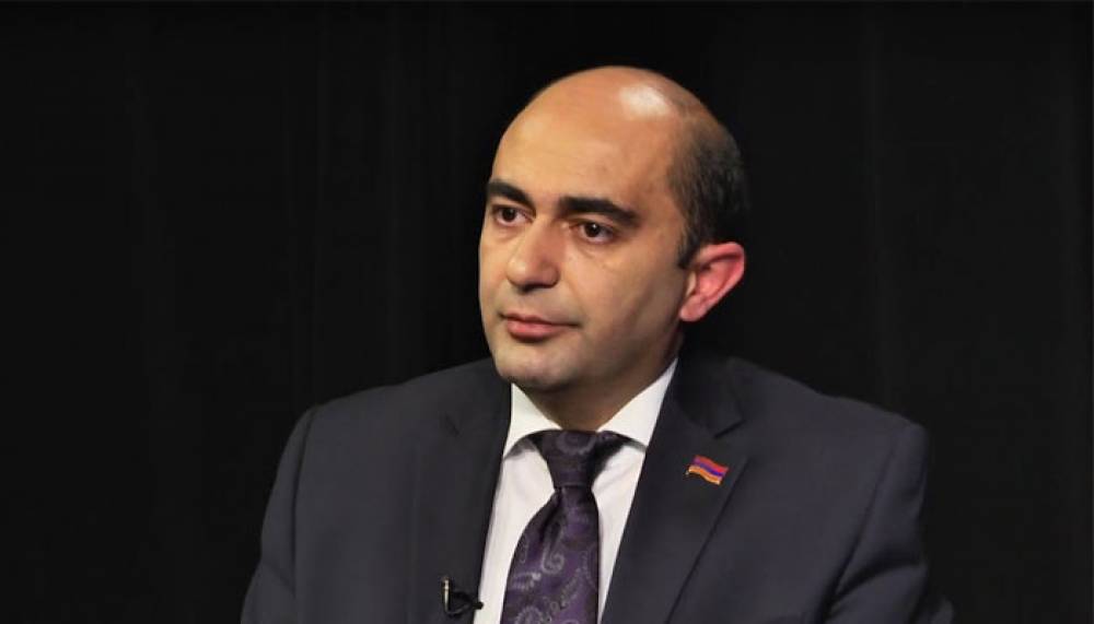 «Լուսավոր հայաստան»-ը Ազգային ժողովի արտահերթ նիստ հրավիրելու համար նախաձեռնել է ստորագրահավաք
