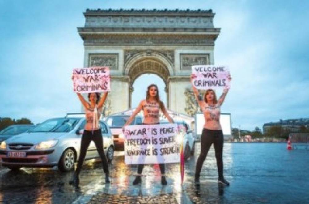 Femen-ի ակտիվիստները բողոքի ակցիա են իրականացրել Փարիզում՝ ընդդեմ համաշխարհային ղեկավարների այցի