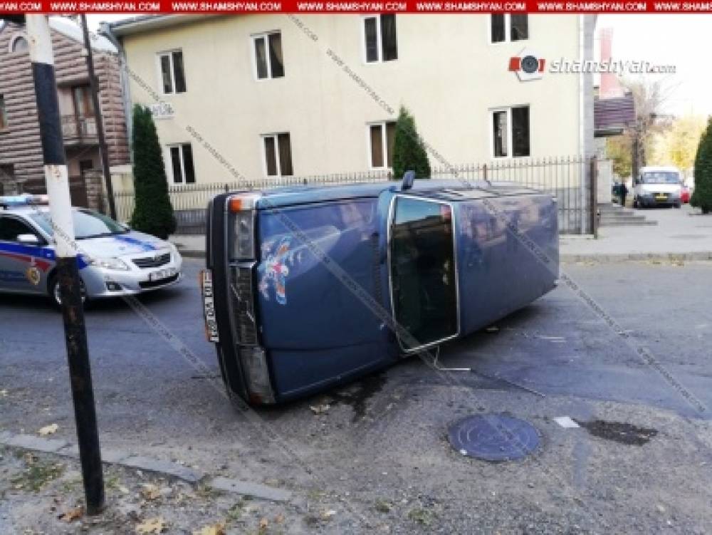 Խոշոր ավտովթար Լոռու մարզում. բախվել են Mercedes-ն ու Volvo-ն, վերջինս գլխիվայր շրջվել է