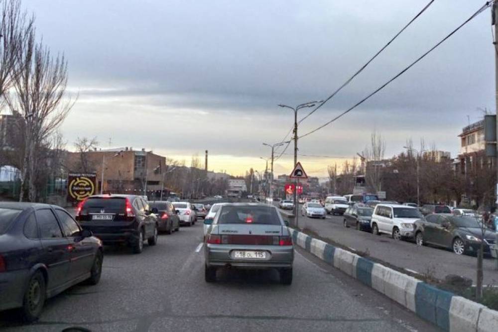 Երևանում «Օպելի» վարորդը ղեկին հանկարծամահ է եղել և հարվածել այլ ավտոմեքենայի