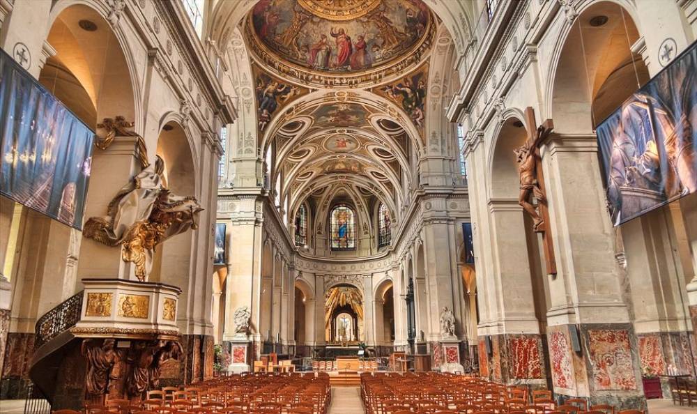 Ֆրանսիան կվերանայի եկեղեցիներ այցելելու կարգը կորոնավիրուսի համավարակի կապակցությամբ