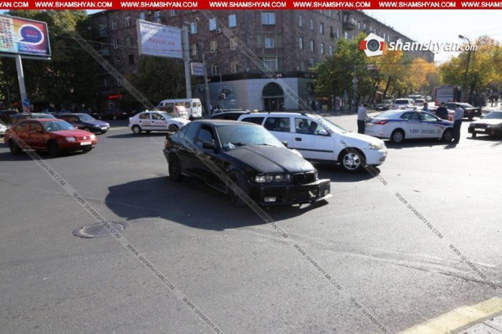 Շղթայական ավտովթար Երևանում․ Ոստիկանության Արաբկիրի բաժնի դիմաց բախվել են՝ BMW, Nissan Tiida, Opel և VAZ 2106 մակնիշի ավտոմեքենաները