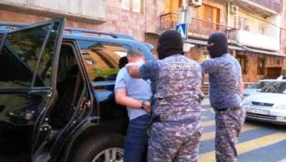 Արտակարգ դեպք Երևանում. ոստիկանության 6-րդ գլխավոր վարչության ծառայողները վնասազերծել են Երևանում ՍՊԸ աշխատակցին զենքի սպառնալիքով առևանգողներին, առևանգողներից մեկը հաշվապահ է