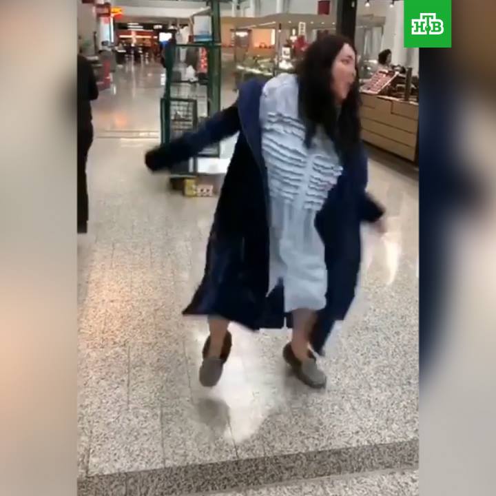 Երգչուհի Լոլիտայի պահվածքն օդանավակայանում շոկի է ենթարկել բոլորին (տեսանյութ)