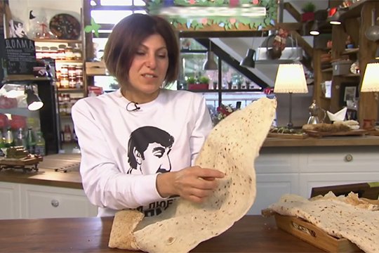 ՌԴ Առաջին ալիքը ռուսներին սովորեցրել է հայկական լավաշ ընտրել (տեսանյութ)