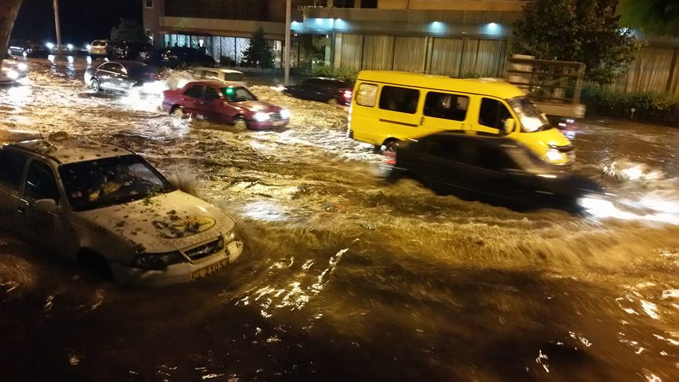 «Վենետիկ» դարձած Երևանը.ջրհեղեղ` Երևանում.(տեսանյութ)