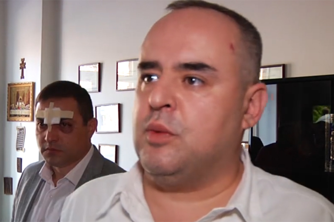 Տիգրան Աթանեսյանի գրասենյակի վրա հարձակման տեսանյութը