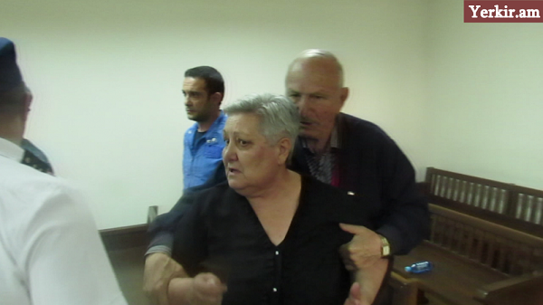 Մարդասպան եք, բա ինչ եք, ա´յ քիլլերներ. Երրորդմասցի Լյովիկի մայրը՝ ամբաստանյալներին (տեսանյութ)