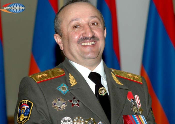 Մ. Հակոբյանը` բանակի հաշվին հարստացողների եւ Խաչատուրովի նշանակման մասին (տեսանյութ)