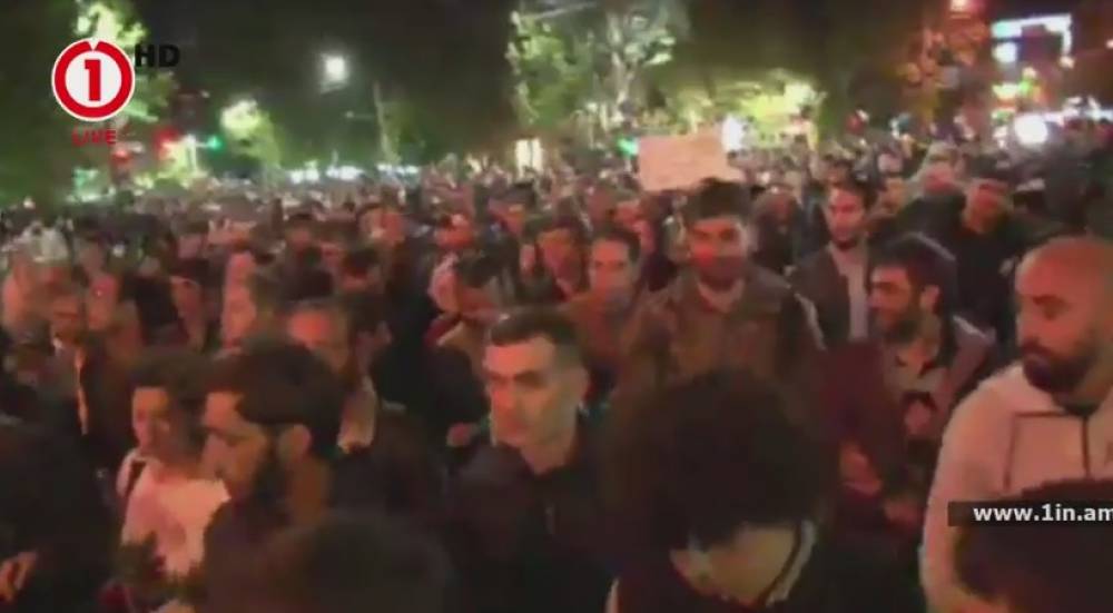 Հանրապետության հրապարակից մեկնարկեց երթը. ուղիղ միացում