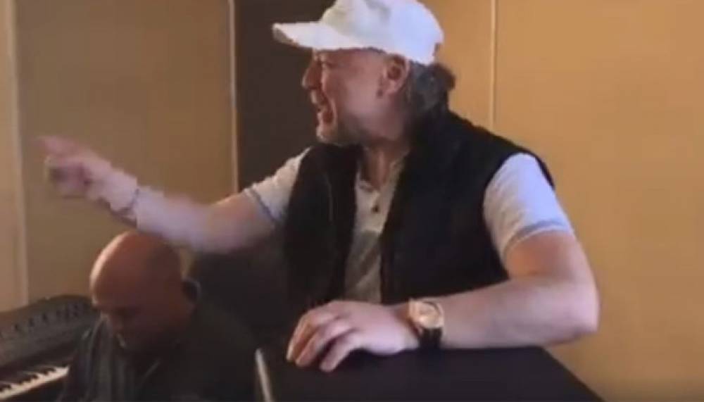 Պրեմիերա․ Թաթա Սիմոնյան - Հայաստան Բարև