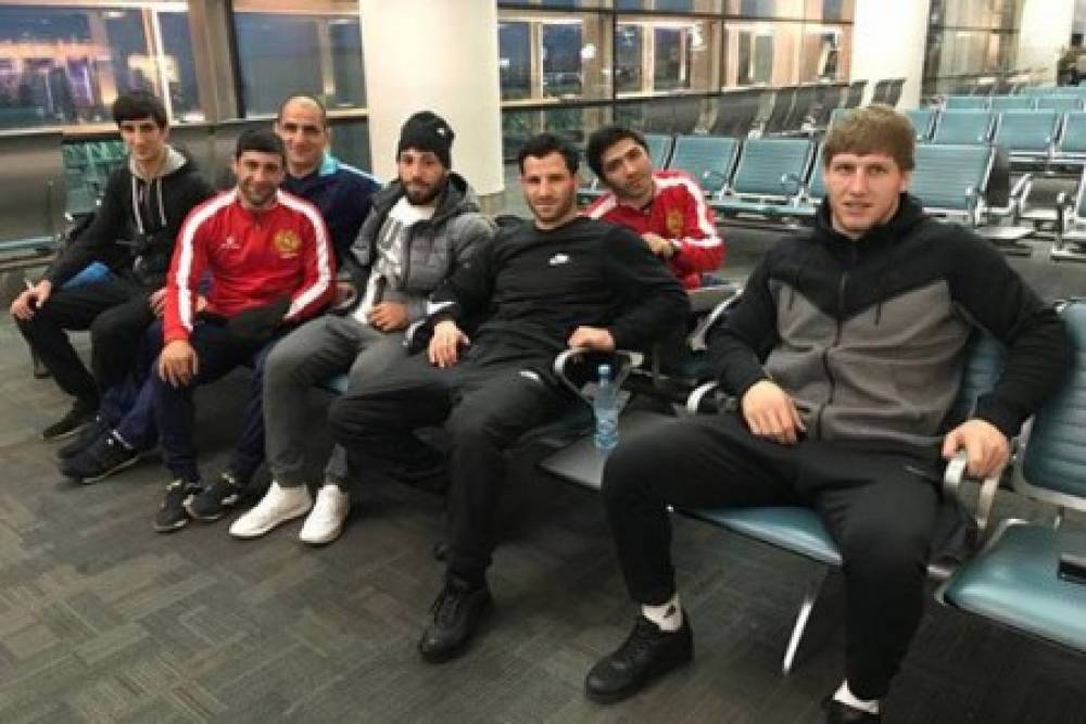 Արթուր Ալեքսանյանը, Մաքսիմ Մանուկյանն ու մյուս ըմբիշները մեկնել են Կասպիյսկ