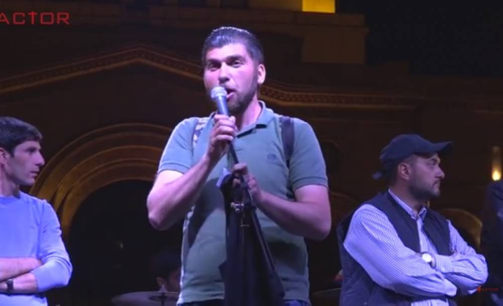 Կարեն, ժիլետդ թարս կհագցնեն և կուղարկեն այնտեղ, որտեղից քեզ ուղարկել են. Սանասարյան