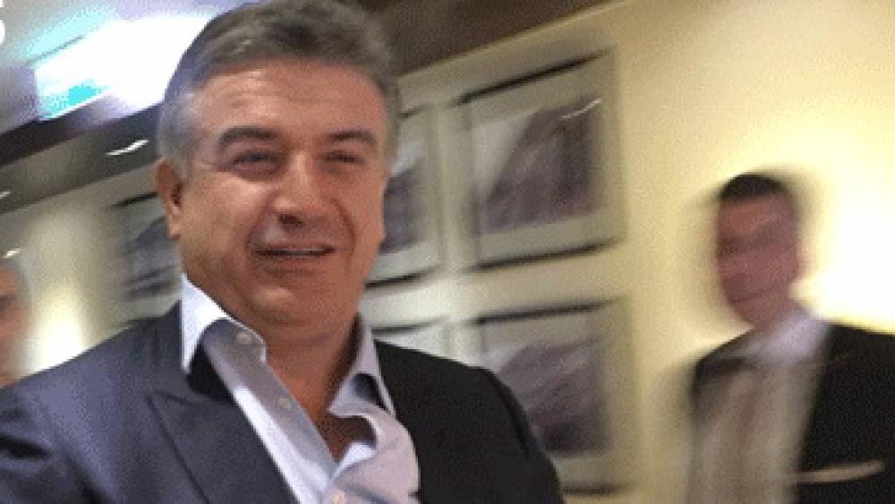 «Դե հիմա էդպես եղավ».Կարեն Կարապետյանը` լրագրողներին, ՀՀԿ նիստից հետո (տեսանյութ) Ա1+