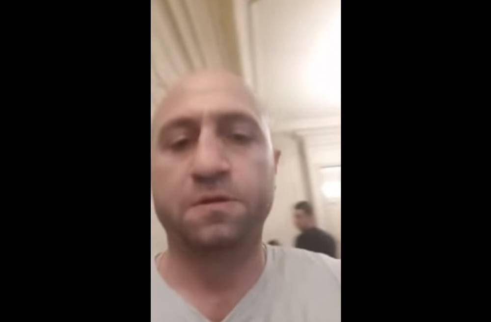 Փարիզի հայերը ներխուժել են դեսպանատուն (տեսանյութ)