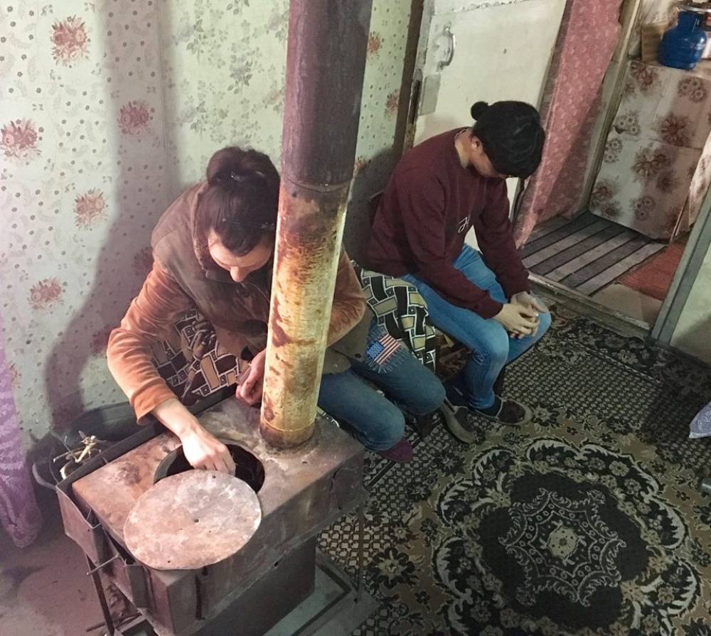 Աղջիկը երազում է հայտնի ֆուտբոլիստ դառնալ, իսկ մայրը` տուն ունենալ