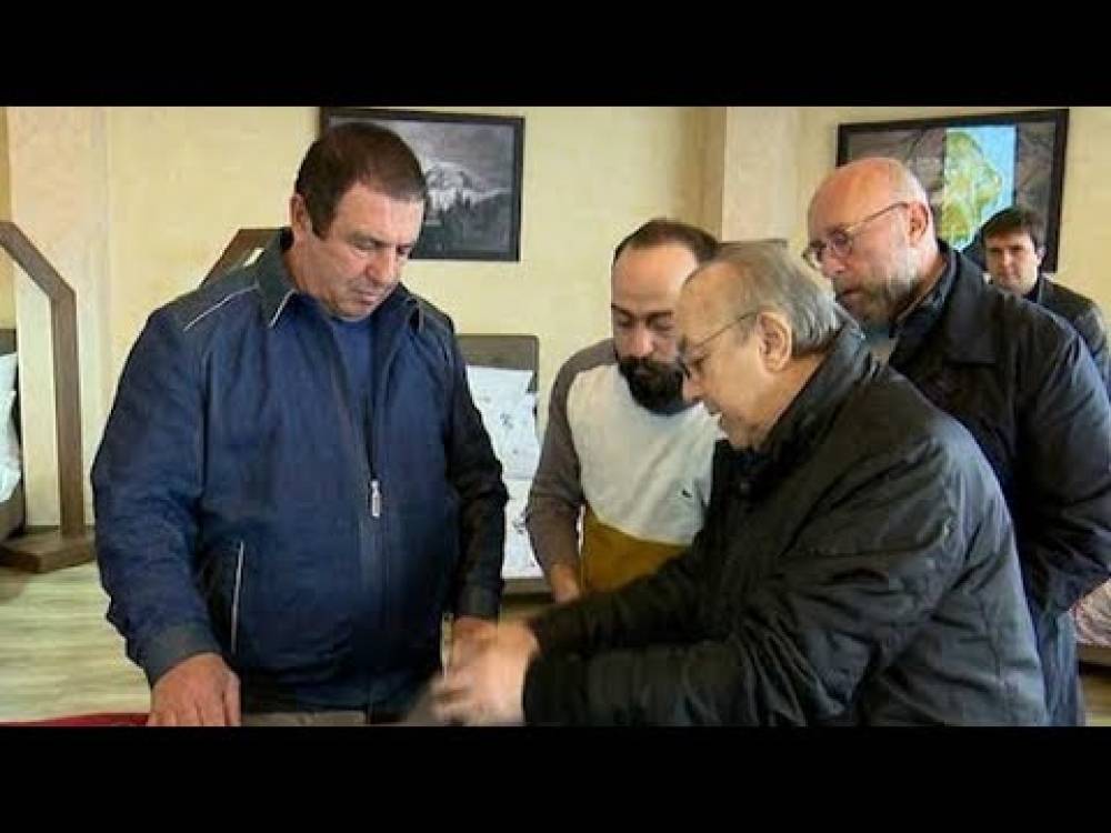Գ.Ծառուկյանը սիրիացի գործարարների հետ սկսում է բամբակի և տրիկոտաժի արտադրություն