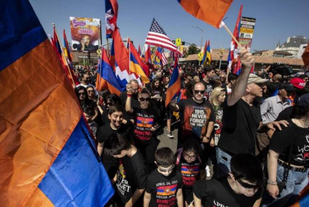 Տասնյակ հազարավոր հայեր Հայոց ցեղասպանության զոհերի հիշատակին ցույցեր են անցկացրել Հոլիվուդում և Լոս Անջելեսում