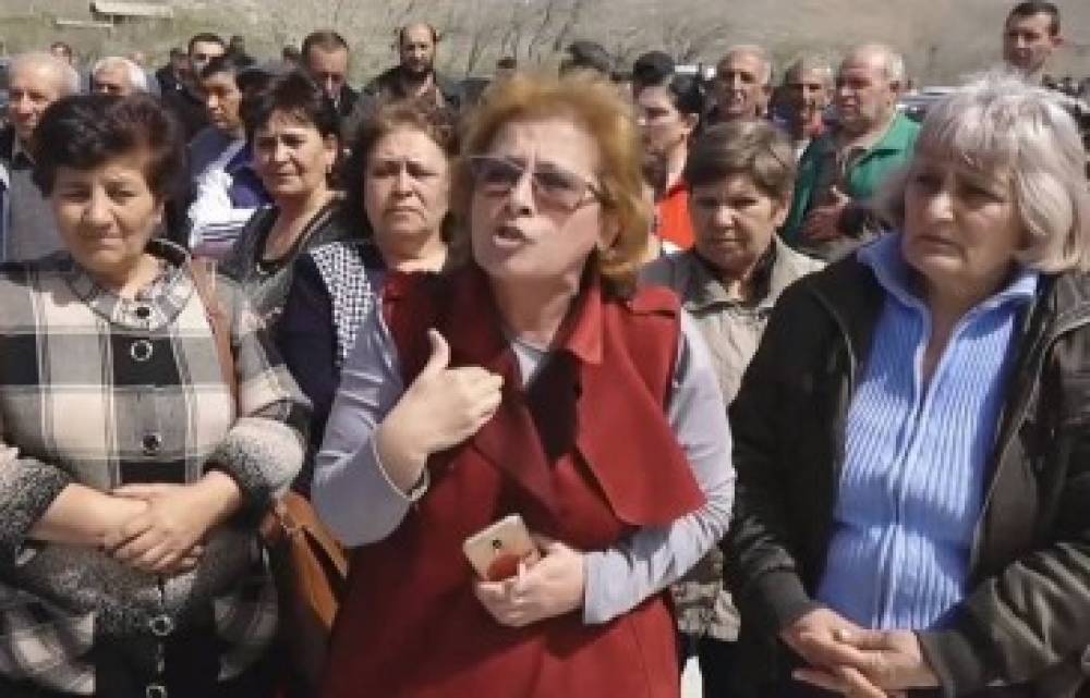 5000 դրամանոցը ձեր տնեցիք են, մեր հասցեին ասում են՝ 5000 դրամանոց․ ցուցարար