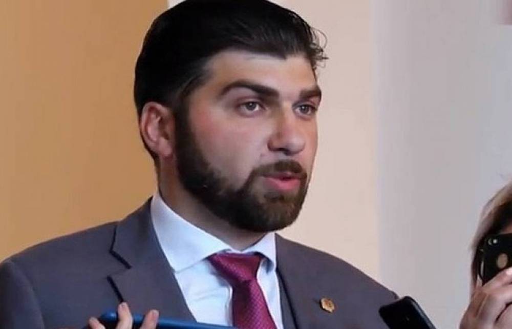 Փաշինյանը դադարեցրել է Դ. Սանասարյանի լիազորությունները