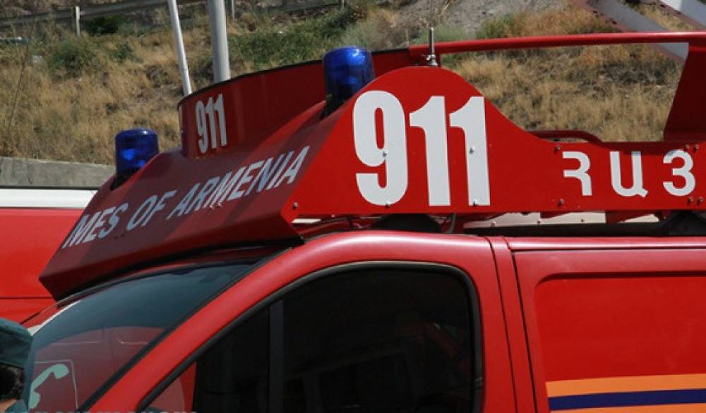 Հրդեհի հետեւանքով այրվել է դատական նիստերի դահլիճի գույքը (տեսանյութ)