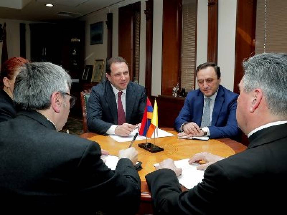 Դավիթ Տոնոյանն ընդունել է Հայաստանում Սուրբ Աթոռի առաքելական նվիրակ Գերապայծառ Ժոզե Ավելինու Բետանկուրին