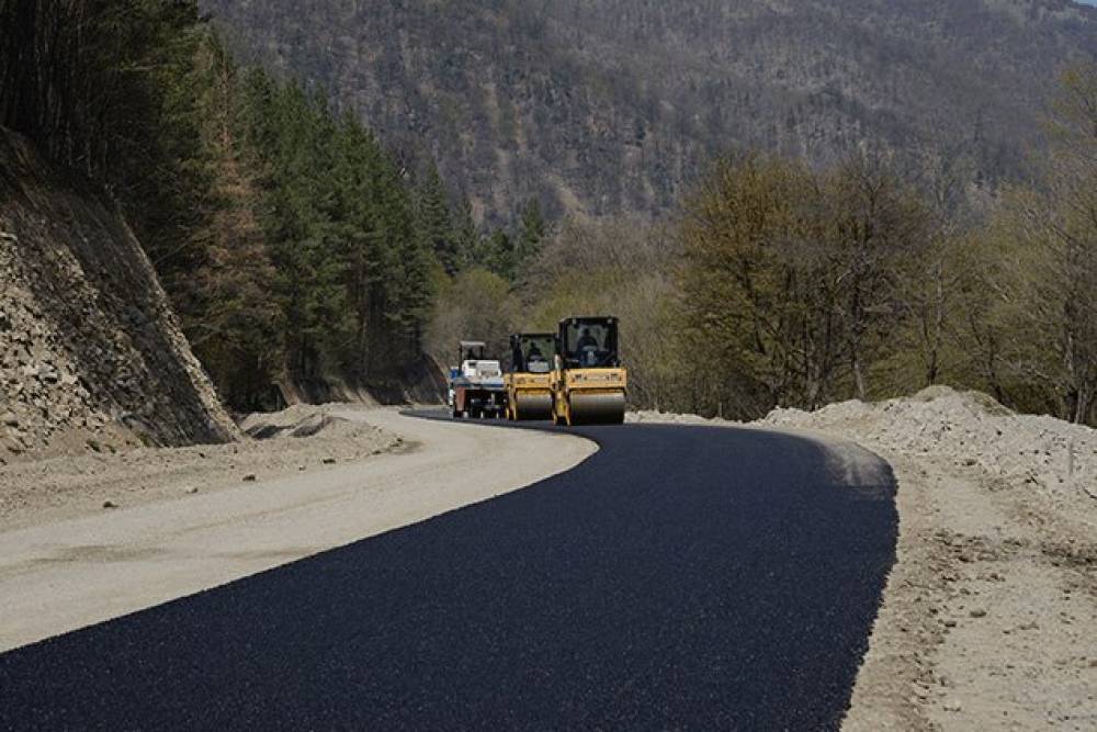 Երևան-Մեղրի ավտոճանապարհի 139-րդ կմ-ի մի հատված միակողմանի փակ է բեռնատարների համար